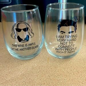 Schitts creek glass wine glasses, Moira and David Rose